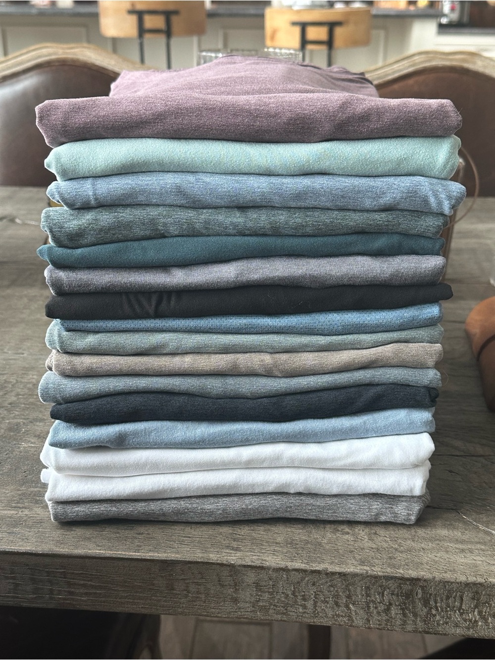 Vuori Gray Short Sleeve Crew Tee - Picture 3 of 4